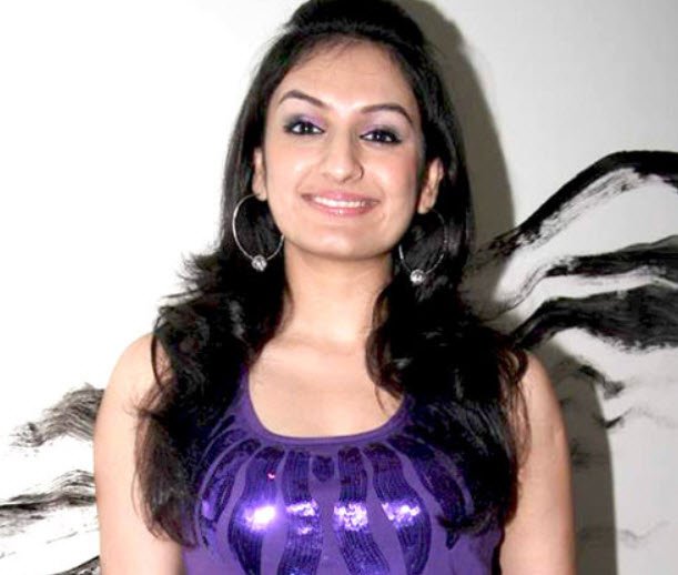 Akriti Kakar - Wikiunfold